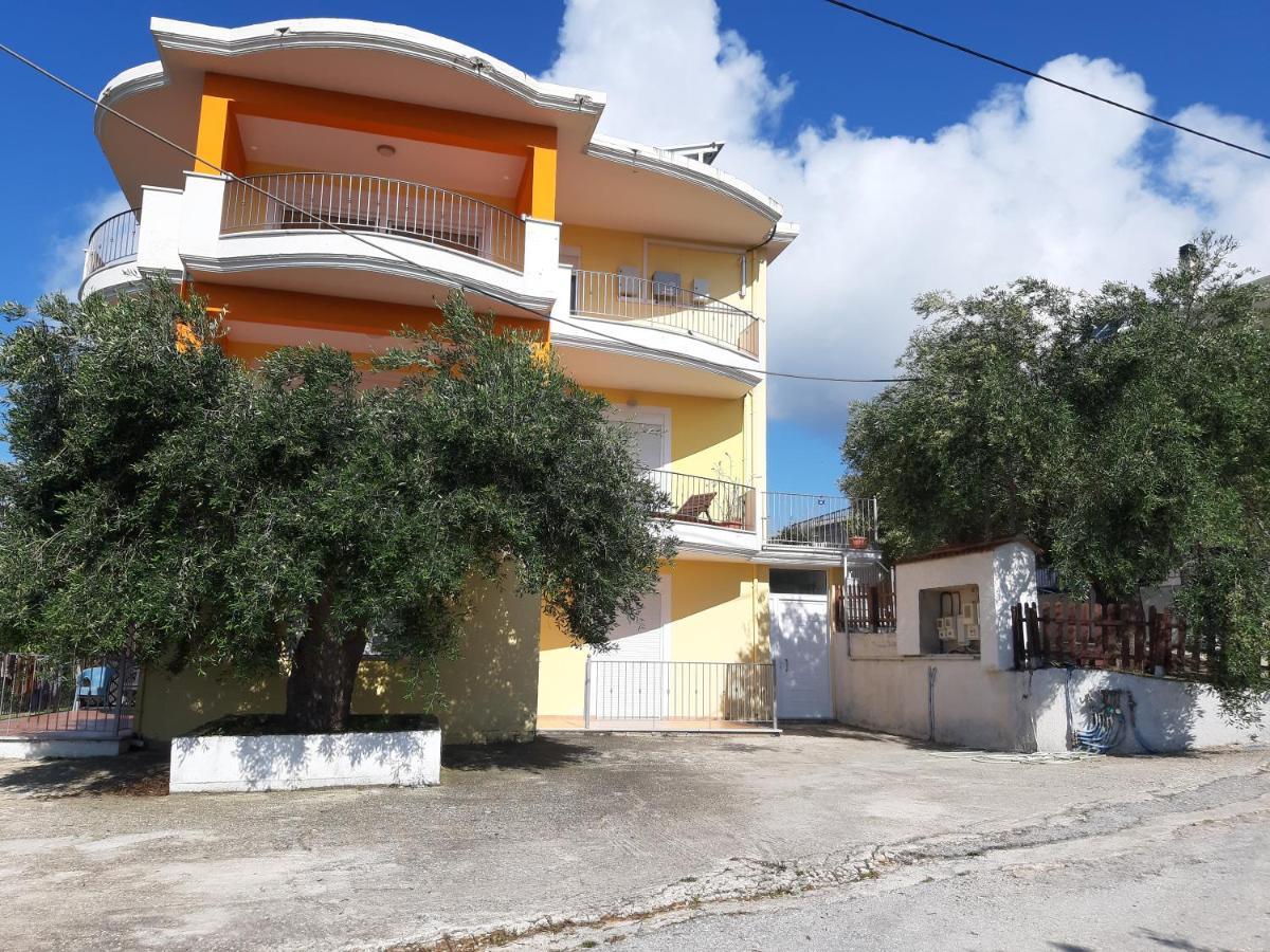 Olive Tree Apartments Parga Exteriér fotografie